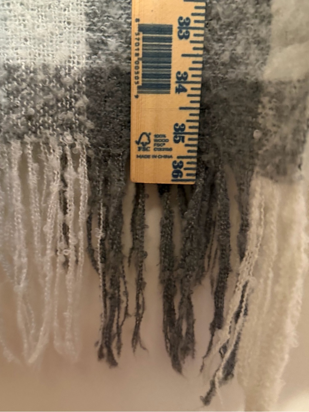 Cozy Plaid Fringe Sleeveless Knit Scarf in Gray & Cream - Picture 7 of 7